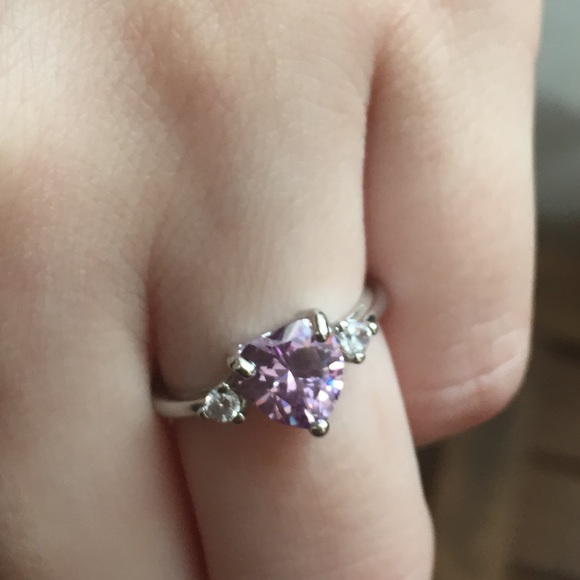 Sterling silver Purple Heart ring SOLD - Picture 2 of 5
